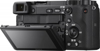 SONY ILCE-6400 + 18-135mm