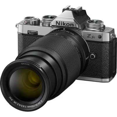 NIKON Z fc + 16-50 mm + 50-250 mm